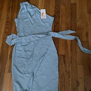 Bought for wedding. Too large. Missed return window .